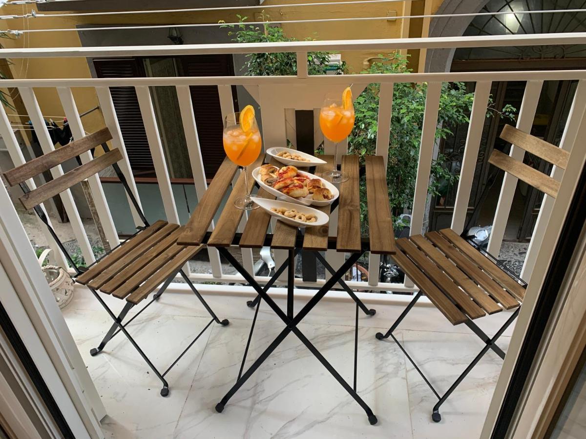 Donn'Anna Naples City Center Екстериор снимка