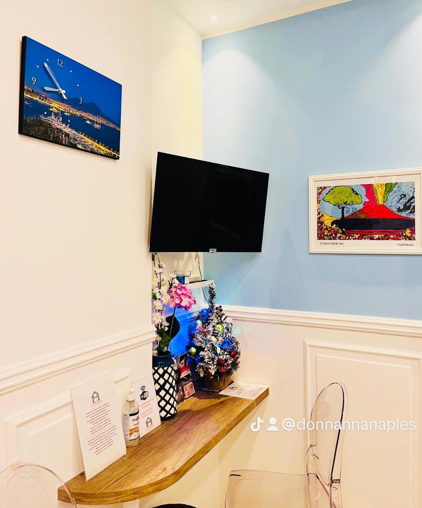 Donn'Anna Naples City Center Екстериор снимка