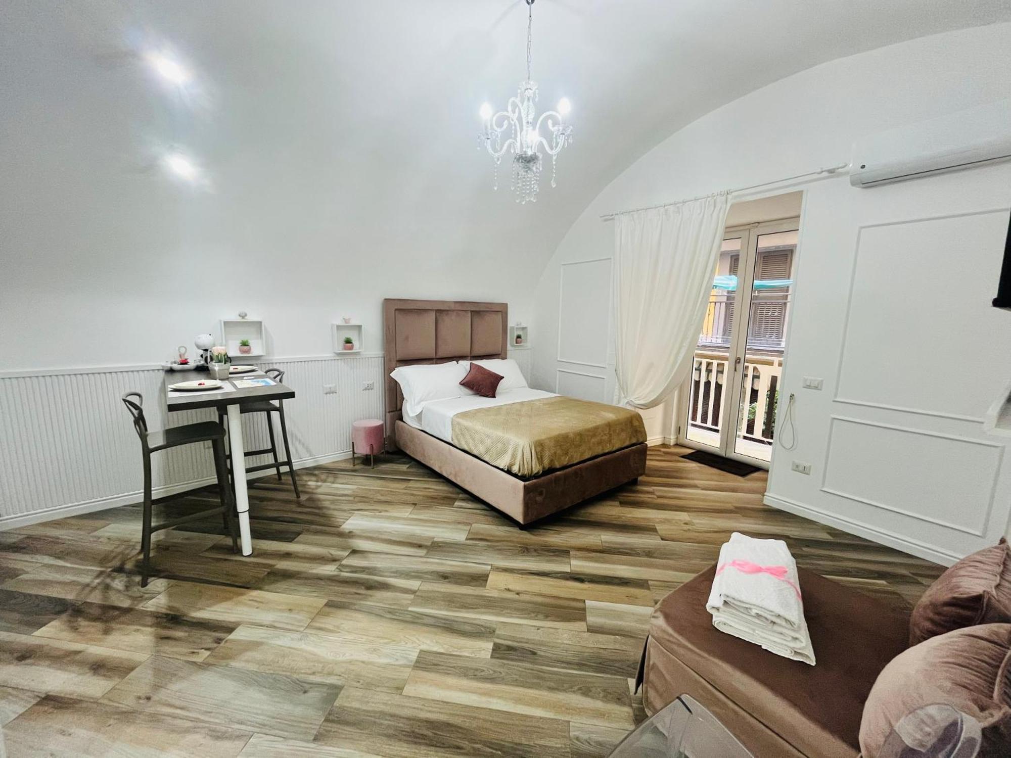Donn'Anna Naples City Center Екстериор снимка