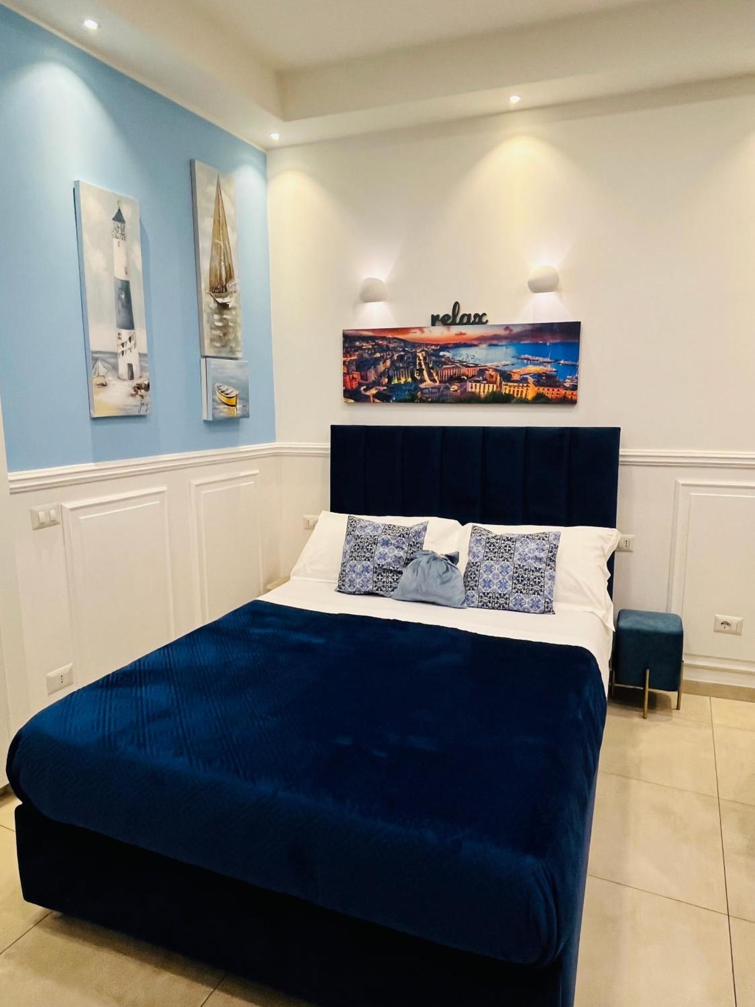 Donn'Anna Naples City Center Екстериор снимка